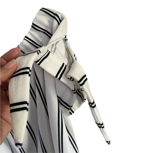 3/$15 Women's Stripped off the shoulder Cropped Blouse Large - Picture 3 of 8